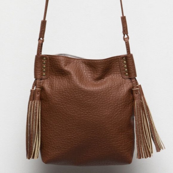 Simple Chic Brown Tassel Crossbody Bag - Picture 3 of 8